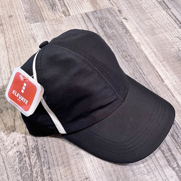 2/$20 Unisex Adjustable Momentum Baseball Cap Black White NWT - Picture 4 of 7